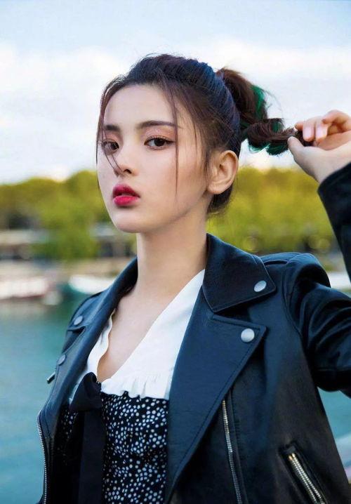 娱乐吃瓜女配角色